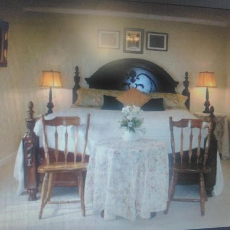 Serenity Hill B&B Sloans Crossing Bagian luar foto