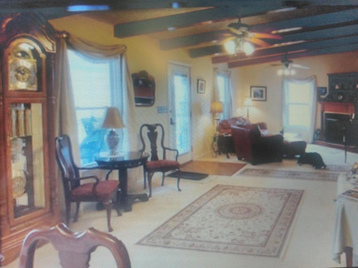 Serenity Hill B&B Sloans Crossing Bagian luar foto